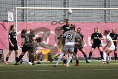 2. Fußball-Liga - Frauen - Saison 2022/2023 - FC Ingolstadt 04 -  SG 99 Andernach - Anna-Lena Fritz (Nr.19 - FCI Frauen) bereinigt die Situation - Foto: Meyer Jürgen