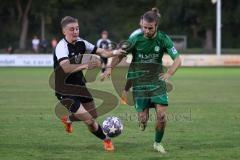 Bezirksliga - Saison 2023/2024 - SV Manching  - VFB Eichstätt II - Daniel Schweiger (Nr.11 - SV Manching) - Kübler Siegfried schwarz Eichstätt - Foto: Meyer Jürgen