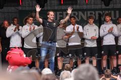 3. Liga; FC Ingolstadt 04 - offizielle Mannschaftsvorstellung auf dem Ingolstädter Stadtfest, Rathausplatz; Cheftrainer Rüdiger Rehm (FCI)