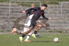 Bayernliga Nord - Saison 2025/26 - FC Ingolstadt 04 II - SpVgg Bayern Hof - Berkay Öztürk (Nr.14 - FC Ingolstadt II) - Tim Scherbaum weiss Bayern Hof  - Foto: Meyer Jürgen
