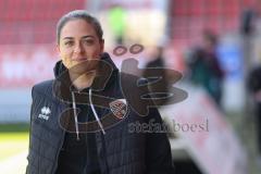 3. Liga; FC Ingolstadt 04 - Hannover 96 II; vor dem Spiel Cheftrainerin Sabrina Wittmann (FCI)