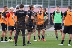 3. Liga; FC Ingolstadt 04 - Trainingsauftakt, Cheftrainer Rüdiger Rehm (FCI) Teambesrechung