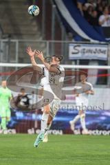 3. Liga; FC Ingolstadt 04 - 
Arminia Bielefeld; Felix Keidel (43, FCI) fängt den Ball