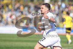 3. Liga; Borussia Dortmund II - FC Ingolstadt 04; Tor Jubel Treffer Ausgleich 3:3 Pascal Testroet (37, FCI)