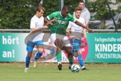 Testspiel - Bezirksliga - Saison 2025/26 - FC Gerolfing - SpVgg Joshofen Bergheim - Mamadou Diallo grün Gerolfing - Yannick Kneißl weiss Joshofen Bergheim - Foto: Meyer Jürgen