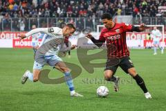 3. Liga; FC Ingolstadt 04 - TSV 1860 München; Zweikampf Kampf um den Ball Wörl Marius (38 TSV) Justin Butler (31, FCI)