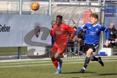 A - Junioren Bundesliga Süd/Südwest -  Saison 2021/2022 - FC Ingolstadt 04 - 1. FC Saarbrücken - Madougou Ibrahim (#9 FCI) - Dorst Henry blau Saarbrücken - Foto: Meyer Jürgen