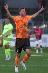 3.Liga - Saison 2023/2024 - SC Freiburg II - FC Ingolstadt 04 - Benjamin Kanuric (Nr.8 - FCI) - Der 4:0 Führungstreffer durch Benjamin Kanuric (Nr.8 - FCI) -jubel - Foto: Meyer Jürgen