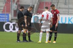 3. Fußball-Liga - Saison 2020/2021 - FC Ingolstadt 04 - FC Viktoria Köln - Stefan Kutschke (#30,FCI)  bei der Wahl zur Seitenwahl - Foto: Meyer Jürgen