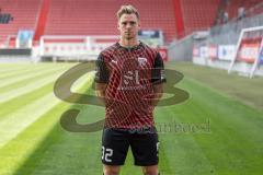 Simon Lorenz (32, FCI); FC Ingolstadt 04;
3.Liga, Porträttermin 2023/2024