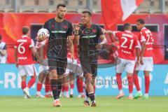 3. Liga - Saison 2025/26 - Energie Cottbus - FC Ingolstadt 04  - Lukas Fröde (Nr.34 - FC Ingolstadt 04) - Marcel Costly (Nr.22 - FC Ingolstadt 04) nach dem 0:1 Führungstreffer - enttäuscht - Foto: Meyer Jürgen