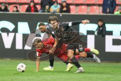 3. Liga; FC Ingolstadt 04 - Rot-Weiss Essen; Zweikampf Kampf um den Ball #Yann Sturm (7, FCI) Safi Ramien (7 RWE) Rios Alonso José-Enrique (23 RWE)