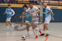 Hallenturnier MTV Ingolstadt - Saison 2025/26 - MTV Ingolstadt - Reichertshofen - Mentor Haliti weiss Reichertshofen - Julian Wolf blau MTV - Deniz Aydin blau rechts MTV - Foto: Meyer Jürgen