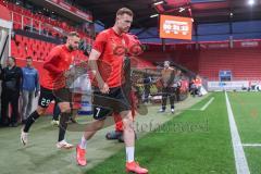 3. Liga; FC Ingolstadt 04 - SSV Jahn Regensburg; vor dem Spiel Jannik Mause (7, FCI) David Kopacz (29, FCI)