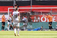 3. Liga; FC Ingolstadt 04 - FC Viktoria Köln; Torwart Marius Funk (1, FCI) sicher, Benjamin Kanuric (8, FCI) Ryan Malone (16, FCI) Lopes Cabral Sidny (5 Köln)