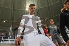 2.BL; Karlsruher SC - FC Ingolstadt 04; Abstieg in die dritte Liga, hängende Köpfe, Spieler bedanken sich bei den Fans Stefan Kutschke (30)
