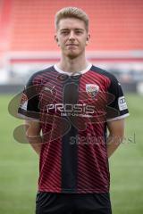 2.BL; FC Ingolstadt 04 - Portraitshooting, Mannschaftsfoto, Andreas Poulsen (2, FCI)