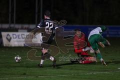 Landesliga - Saison 2025/26 - SV Manching - FC Ehekirchen - Peter Füger schwarz Ehekirchen - Moritz Maiershofer Torwart Ehekirchen - Fabian  Neumayer (Nr.9 - SV Manching) - Foto: Meyer Jürgen