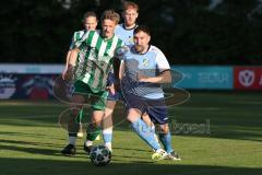 Landesliga - Saison 2025/26 - SV Manching - SV Cosmos Aystetten - Rainer Meisinger (Nr.8 - SV Manching) - Marcel Burda blau Aystetten - Foto: Meyer Jürgen