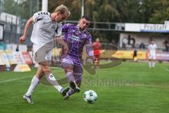 Toto-Pokal; SV Wacker Burghausen - FC Ingolstadt 04; Zweikampf Kampf um den Ball Ognjen Drakulic (30, FCI) Luca Paul Schulten (18 SVWB)