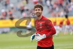 Toto-Pokal Finale; Würzburger Kickers - FC Ingolstadt 04; vor dem Spiel Torwart Maurice Dehler (46, FCI)