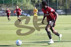 Freundschaftsspiel - Saison 2022/2023 - FC Ingolstadt 04 -  SpVgg Bayreuth - Udebuluzor Michael rot FCI - Foto: Meyer Jürgen