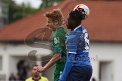 Bezirksliga - Saison 2022/2023 - SV Manching  - SVN München - Rainer Meisinger (Nr.8 - SV Manching) - Awoudja Darius blau München - Foto: Meyer Jürgen