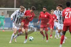 3. Liga; TSV Havelse - FC Ingolstadt 04; Zweikampf Kampf um den Ball Vinko Šapina (41, FCI) Grzywacz Eryk (12 TSV) Tugbenyo Jesse (33 TSV)