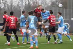 3. Liga; Testspiel - FC Ingolstadt 04 - Chemnitzer SC; Kopfball Maximilian Neuberger (38, FCI) Arian Llugiqi (25, FCI)