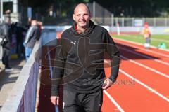 2. Frauen-Bundesliga - Saison 2021/2022 - FC Ingolstadt 04 - FSV Gütersloh - Dominik Herrmann Cheftrainer (FCI) - Foto: Meyer Jürgen