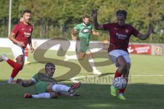 Kreisliga - Saison 2023/2024 - FC Gerolfing - Türk SV Ingolstadt - Anastasios Porfyriadis grün Gerolfing - Marijan Maricic rot Türk SV - Foto: Meyer Jürgen