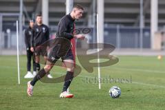 3. Liga; FC Ingolstadt 04 - Trainingsauftakt im Audi Sportpark, Trainingsgelände; Mladen Cvjetinovic (19, FCI)