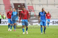 2.BL; FC St. Pauli - FC Ingolstadt 04, Niederlage 4:1, Tobias Schröck (21, FCI) Michael Heinloth (17, FCI) gehen vom Platz