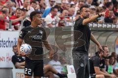 3. Liga; Rot-Weiss Essen - FC Ingolstadt 04; Cheftrainer Christoph Dabrowski (RW) Marcel Costly (22, FCI)