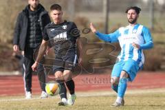 Bezirksliga - Saison 2024/25- TSV Gaimersheim - FC Aschheim - Nico von Swiontek Brzezinski (Nr.17 - TSV Gaimersheim) - Alexandros Takiris weiss Aschheim - Foto: Meyer Jürgen