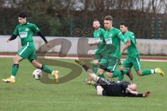 Kreisliga - Saison 2022/2023 - DJK Ingolstadt - SV Manching U23 - Elias Bauer grün Manching - Steven Spieß schwarz DJK Ing. - Foto: Meyer Jürgen