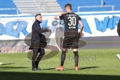 3. Liga - 1. FC Magdeburg - FC Ingolstadt 04 - Spiel ist aus, Niederlage 0:2, hängende Köpfe, Cheftrainer Tomas Oral (FCI) und Stefan Kutschke (30, FCI)