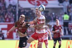 3. Liga; SSV Jahn Regensburg - FC Ingolstadt 04; Zweikampf Kampf um den Ball Jannik Mause (7, FCI) Breunig Louis (16 Jahn)