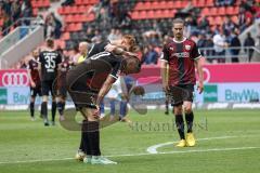 2.BL; FC Ingolstadt 04 - FC Hansa Rostock; Spiel ist aus, 0:0 unentschieden, Christian Gebauer (22, FCI) tröstet Stefan Kutschke (30, FCI) Jonatan Kotzke (25, FCI)