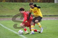 Kreisliga - Saison 2026/27 - SV Zuchering - FC Hitzhofen/Oberzell - Simon Böhringer rot Zuchering - Admir Music gelb Hitzhofen -  Foto: Meyer Jürgen