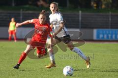 2. Fußball-Liga - Frauen - Saison 2022/2023 - FC Ingolstadt 04 - FSV Gütersloh - Haim Vanessa (Nr.13 - FC Ingolstadt 04 ) - Deppe Emilia weiss Gütersloh - Foto: Meyer Jürgen