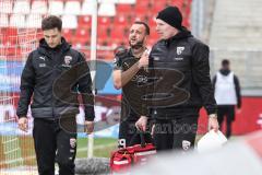 3. Liga; FSV Zwickau - FC Ingolstadt 04; David Kopacz (29, FCI) verletzt an der Schulter geht vom Platz