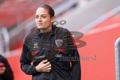 3. Liga; FC Ingolstadt 04 - 1. FC Saarbrücken; vor dem Spiel Cheftrainerin Sabrina Wittmann (FCI)