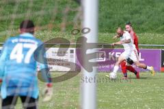 A-Klasse - Saison 2023/24 - FC Hepberg - TV 1861 Ingolstadt - Alexander Zielinski rot 1881 Ing. - Rafael Medina Delgardo weiss Hepberg - Foto: Meyer Jürgen