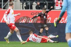 2.BL; SSV Jahn Regensburg - FC Ingolstadt 04; Zweikampf Kampf um den Ball Florian Pick (26 FCI) Benedikt Saller (6 Jahn)