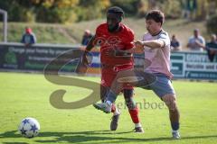 Kreisliga - Saison 2026/27 - SV Zuchering - VFB Eichstätt II - Niklas Matzel rosa Eichstätt II  - Glenn Heicappell rot Zuchering - Foto: Meyer Jürgen