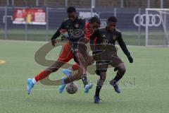 U 14 (C-Jun.) Förderliga BuLi/NLZ -  Saison 2021/2022 - FC Ingolstadt 04 - FC Bayern München - Elem Apemegno rot FCI - Foto: Meyer Jürgen