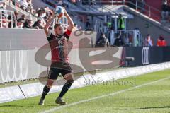 2.BL; FC Ingolstadt 04 - SV Sandhausen; Einwirf Michael Heinloth (17, FCI)