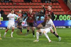 3. Liga; FC Ingolstadt 04 - SC Freiburg II; Jannik Mause (7, FCI) Torchance verpasst kommt nicht durch Fallmann Pascal (17 SCF) Simon Lorenz (32, FCI)