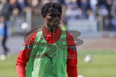3. Liga; SV Meppen - FC Ingolstadt 04; warmup vor dem Spiel Hans Nunoo Sarpei (18 FCI)